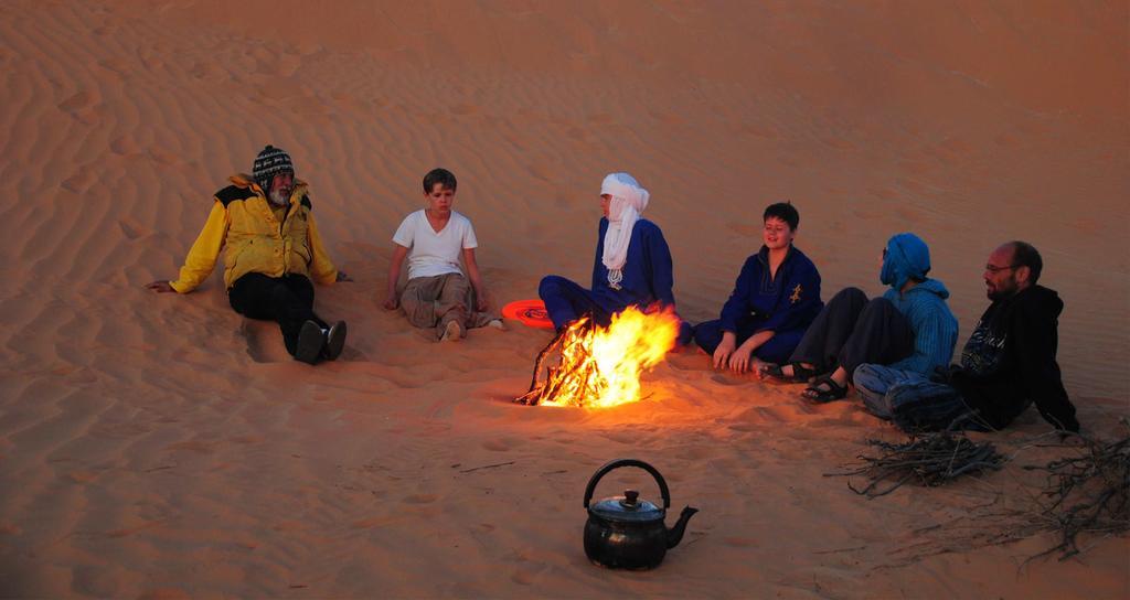 Camp Sahara Holidays M’hamid El Ghizlane Exterior foto